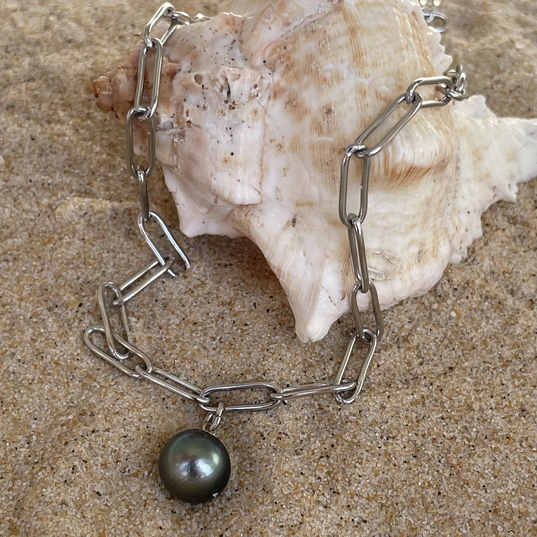 collier trombone fait main avec perle de Tahiti