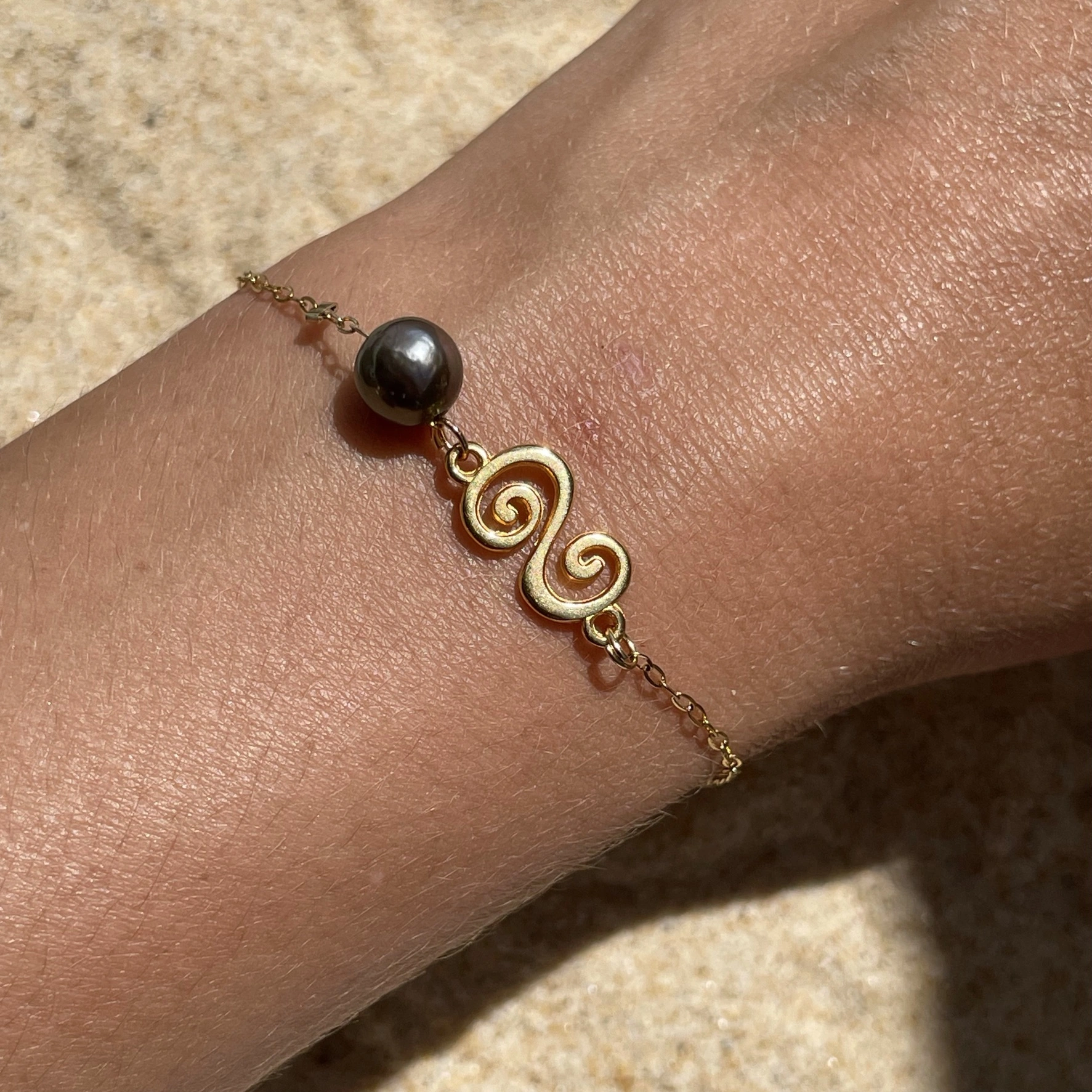 Bracelet avec perle véritable en France