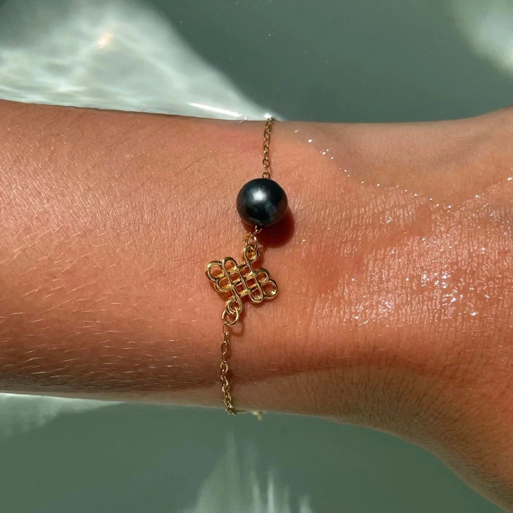 Bracelet perle de Tahiti fait main dans l'eau