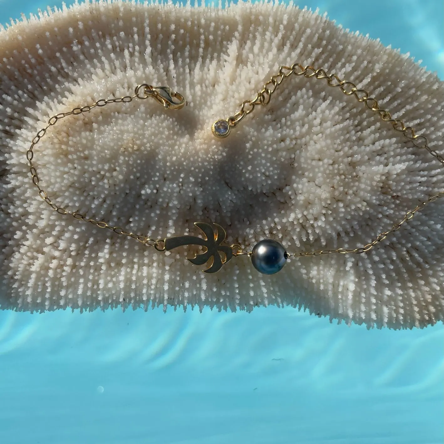 Bracelet Teiva doré reglable