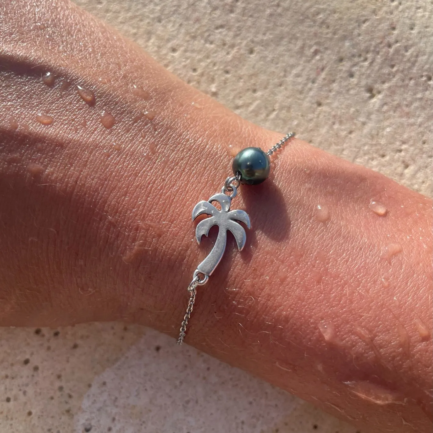 Bracelet Teiva argenté pendentif cocotier