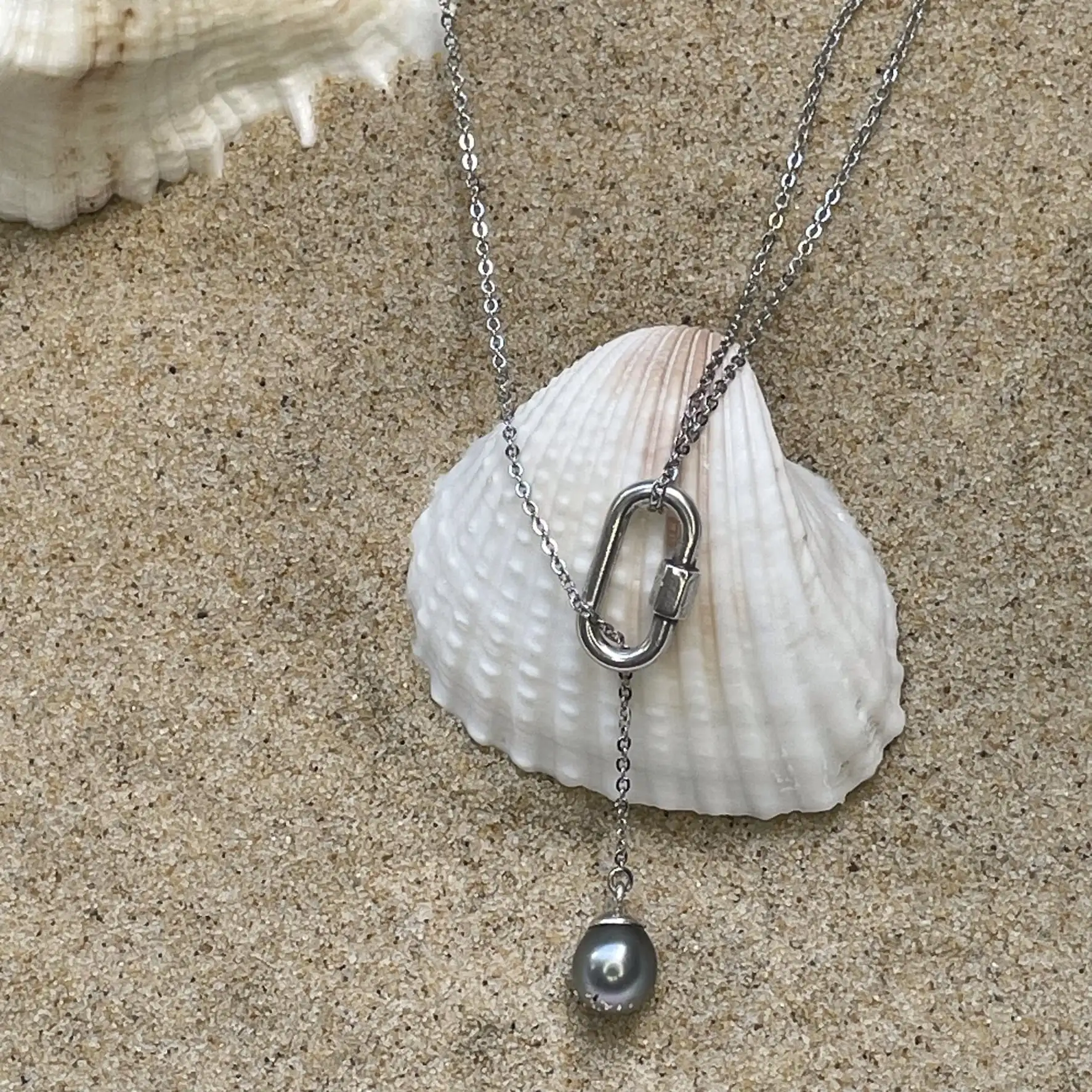 collier-et-pendentif-durable