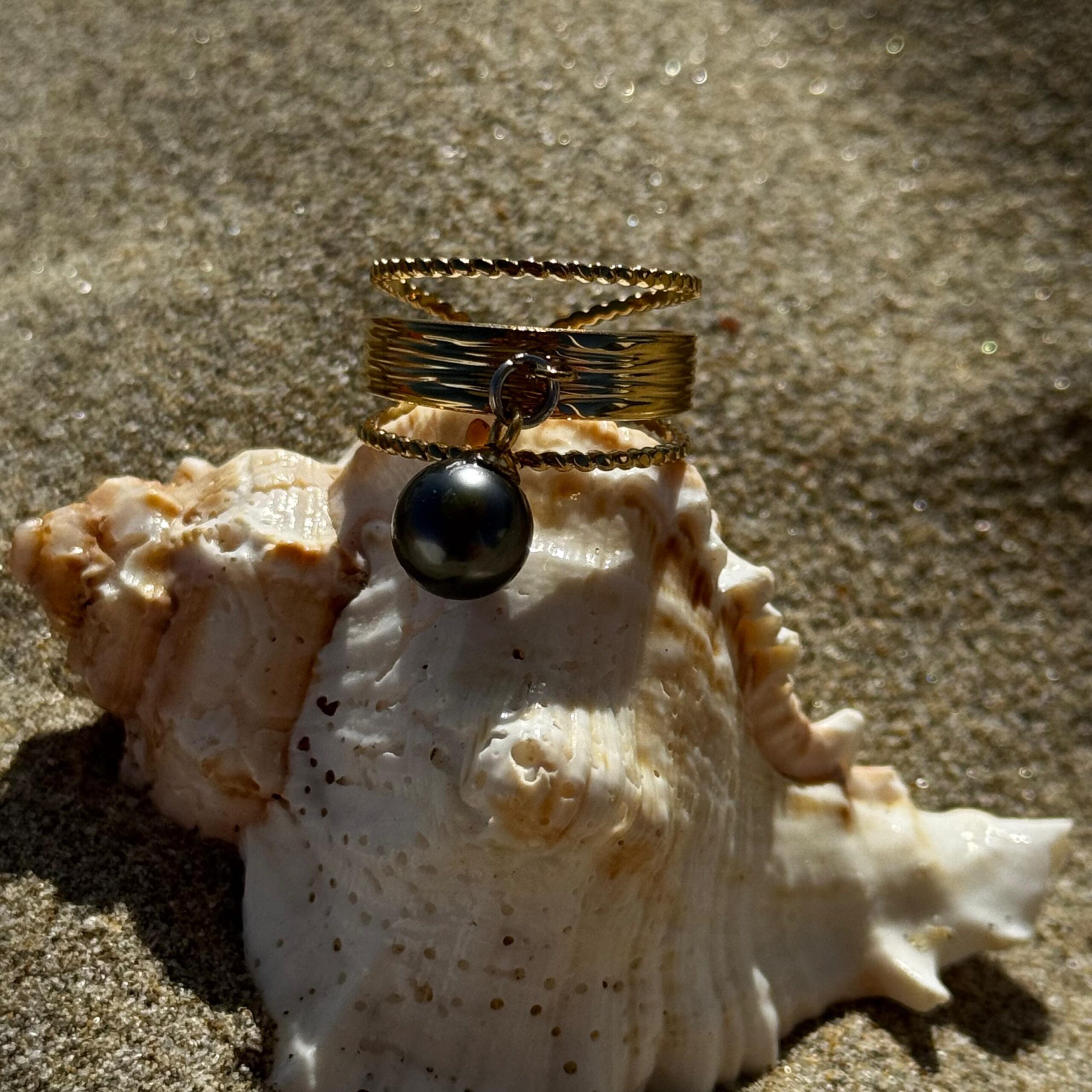 Bague Fetia dore perle fait main