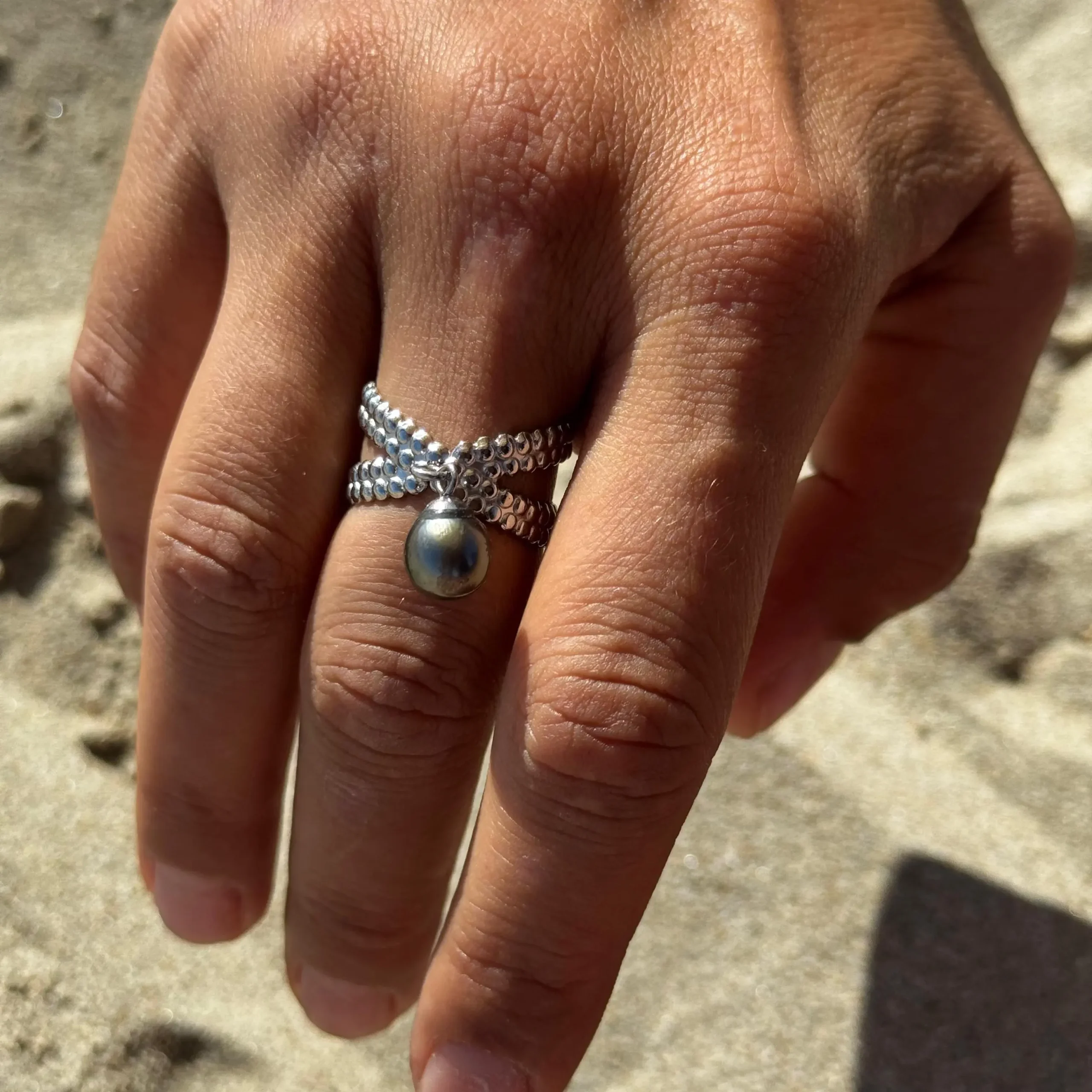 bague-Tahia-argente-perle-de-tahiti