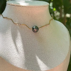 Collier Heinui