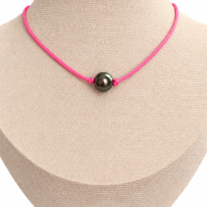 Collier Poe Pink